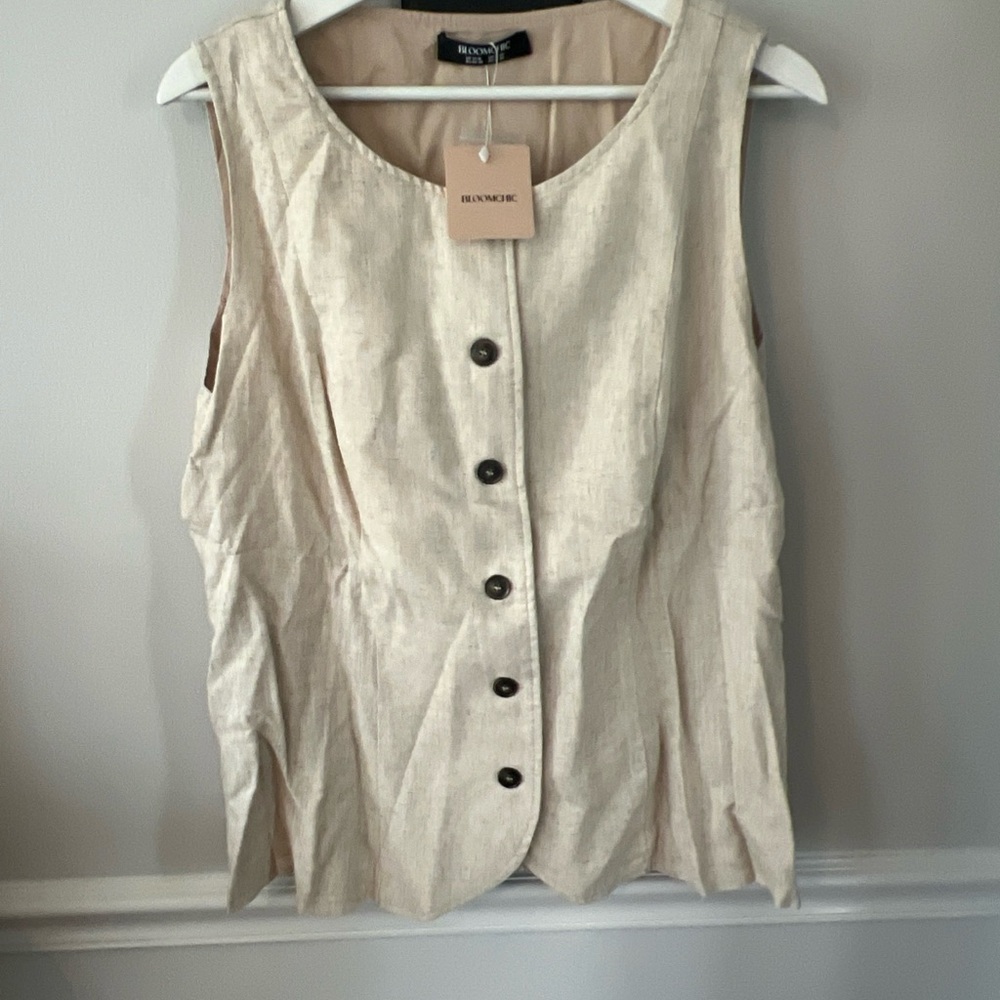 BloomChic Beige Button Down Sleeveless Shirt